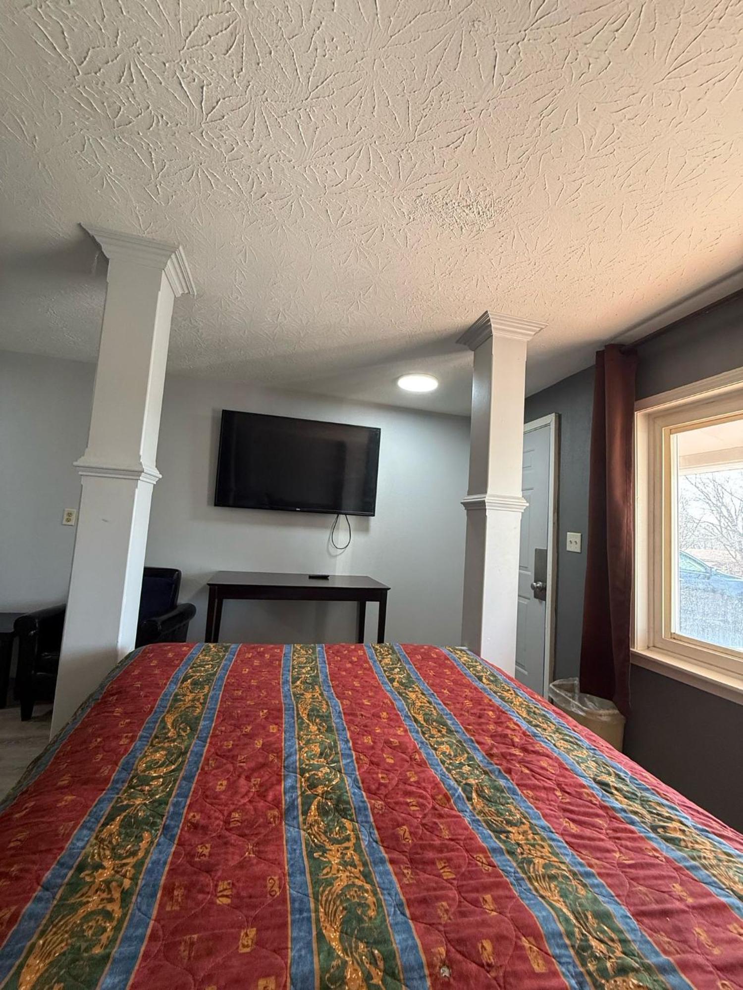 Blisspoint Inn Fka Motel 6T7 Indianapolis Exterior photo